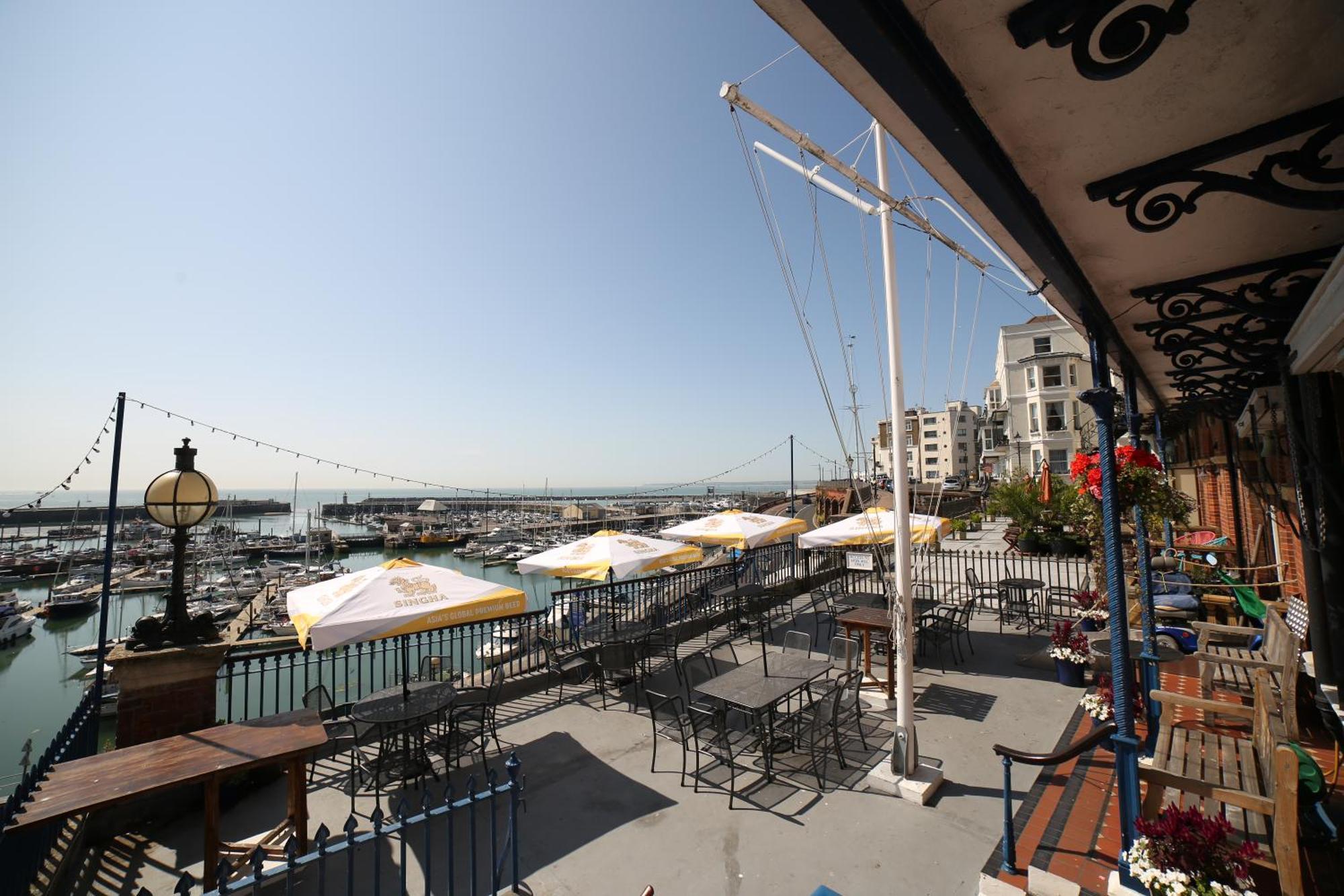 Hotel Royal Temple Yacht Club Ramsgate Esterno foto