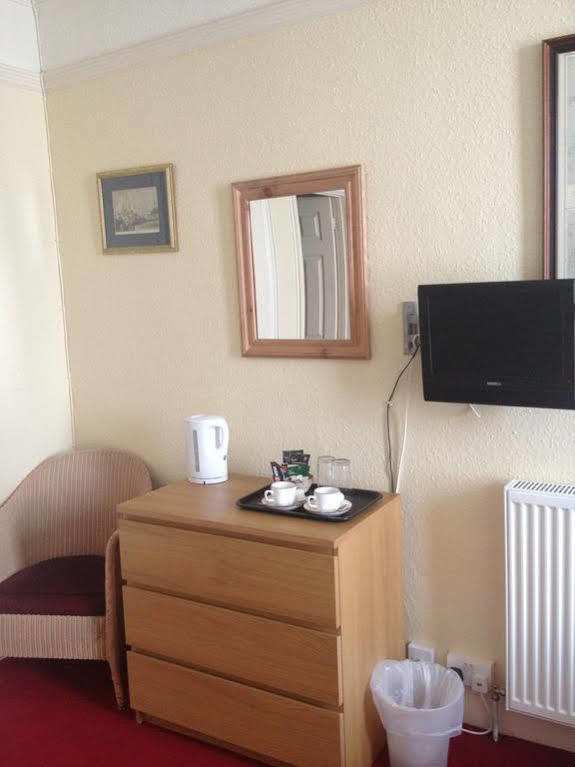Hotel Royal Temple Yacht Club Ramsgate Esterno foto