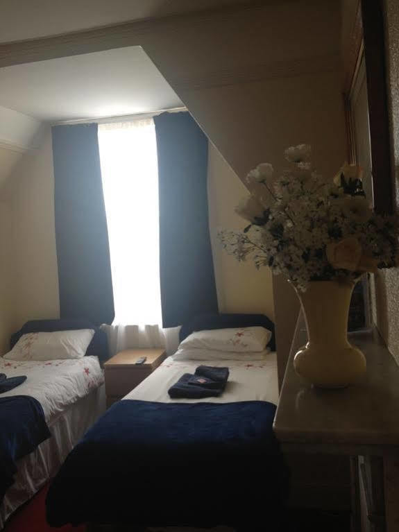 Hotel Royal Temple Yacht Club Ramsgate Esterno foto